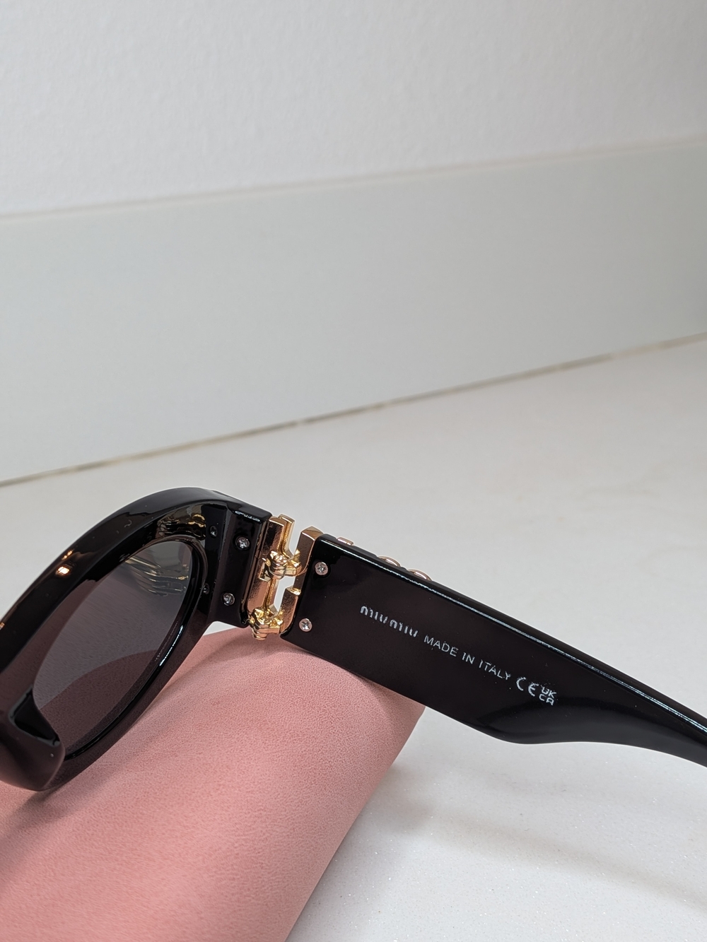 Miu Miu Black Oval Sunglasses Gold Logo w/ Case Box & Cloth - Picture 9 of 11